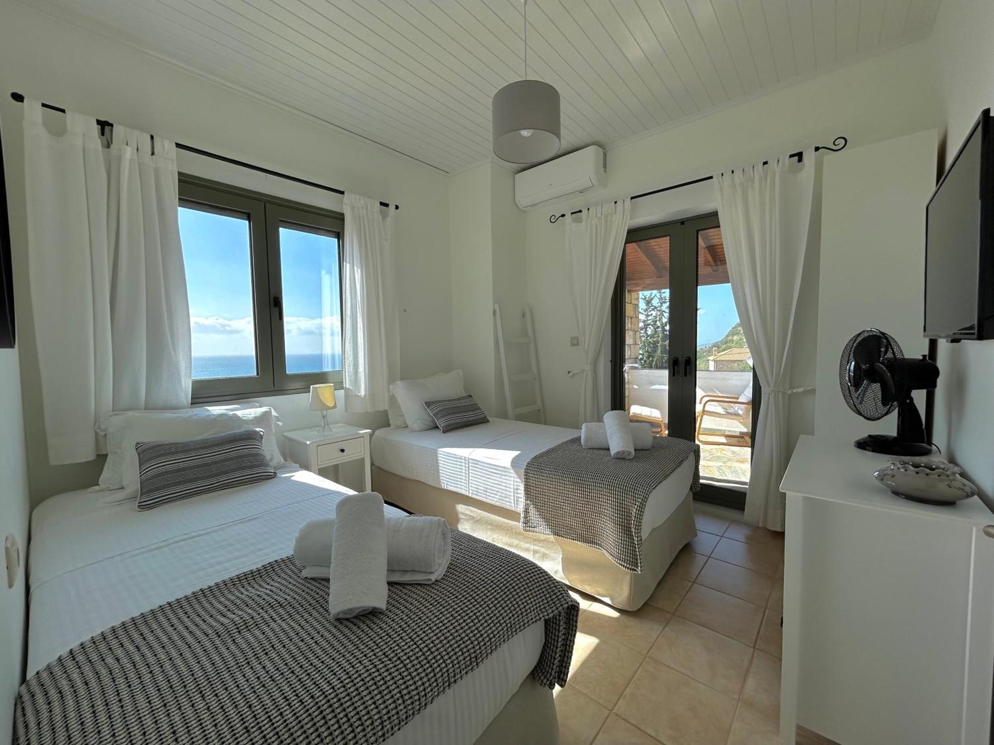 Horizon Mani - Seaview Family Friendly House Holiday home